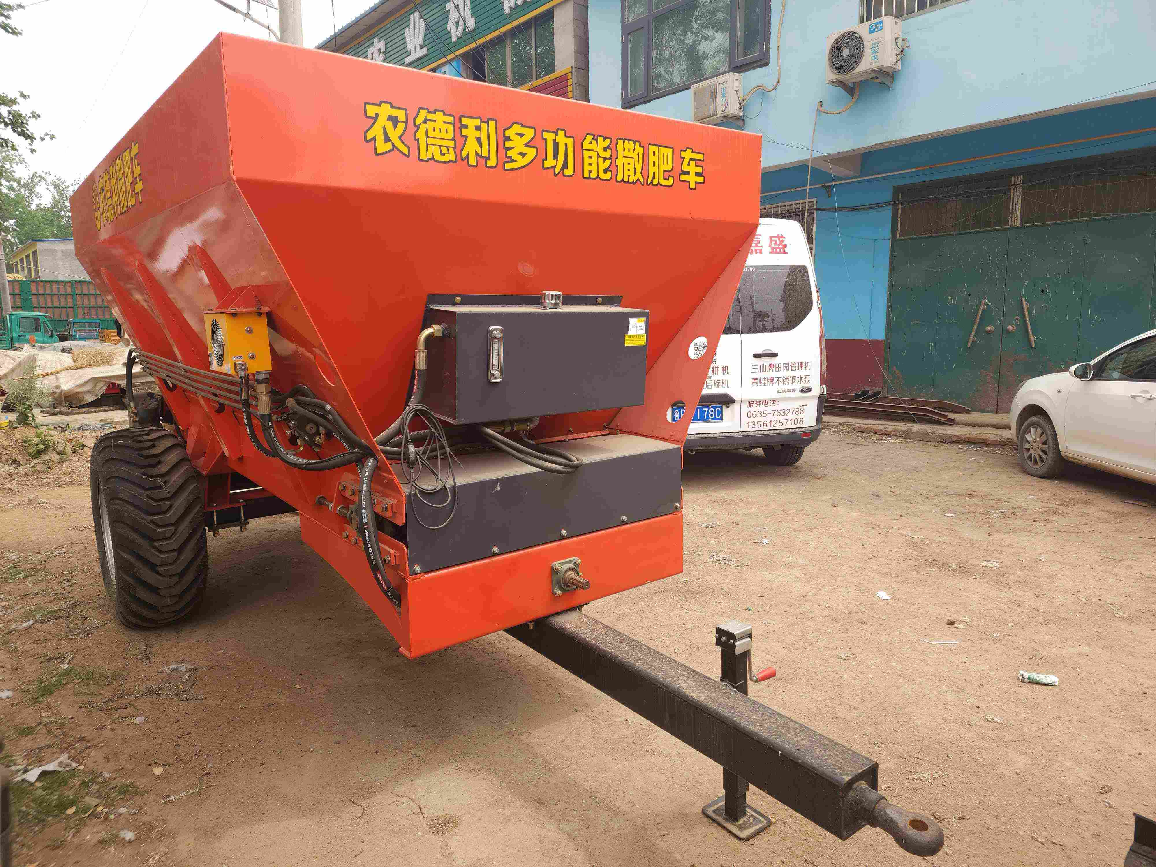 重庆市撒粪车大型撒粪车 - 排名